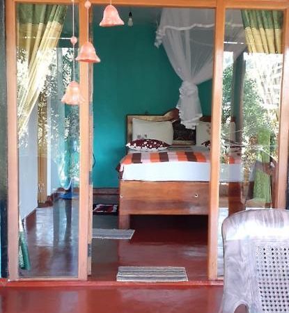 Kavindu Homestay เอลลา ภายนอก รูปภาพ